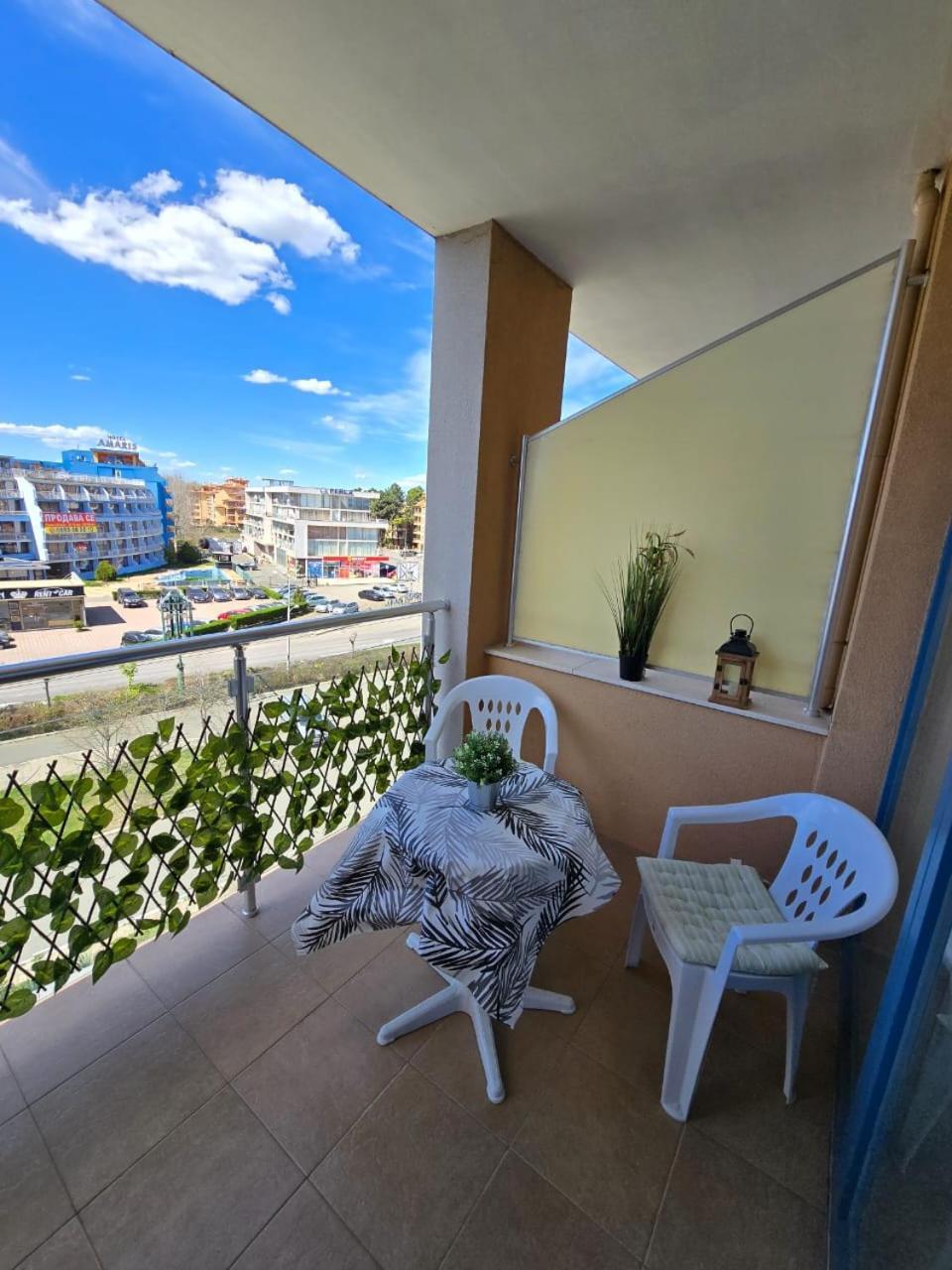 Apartment Konstantin In Trakia Plaza Sunny Beach Dış mekan fotoğraf