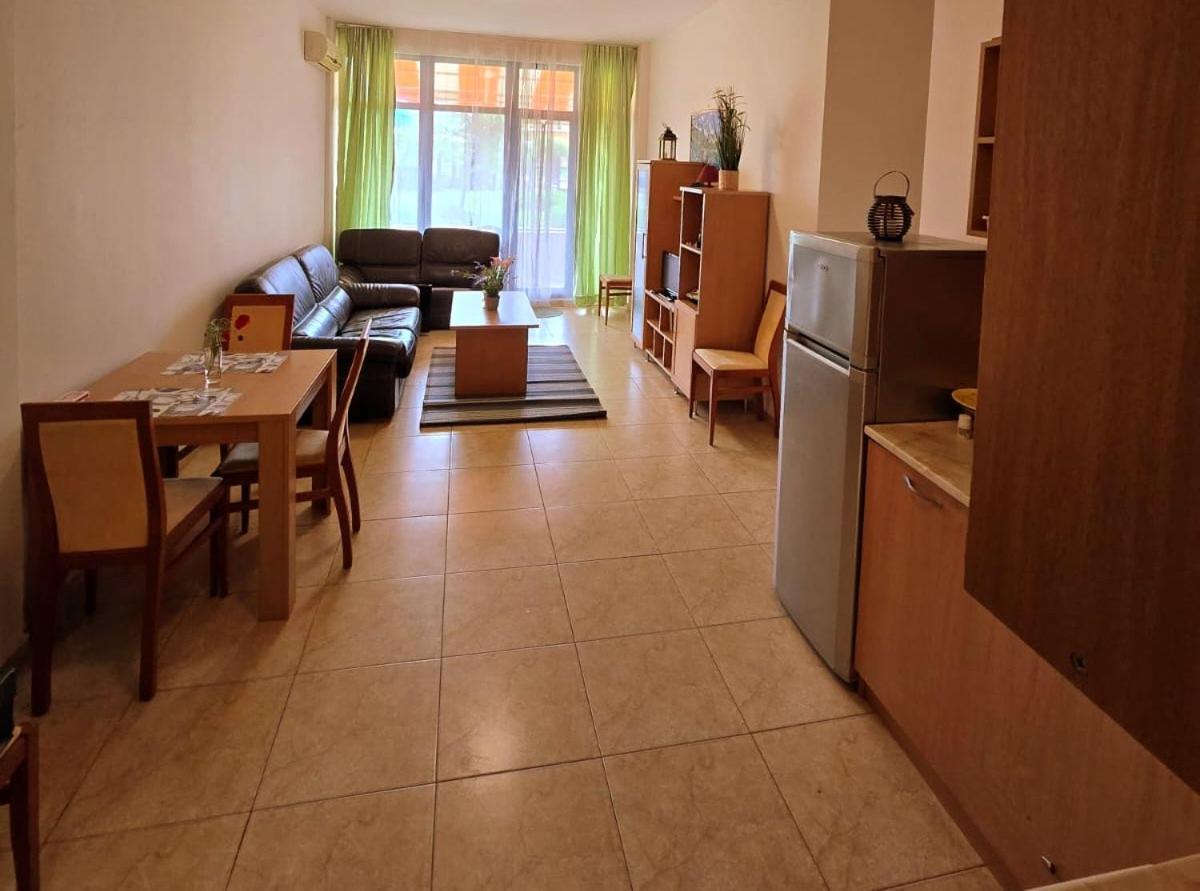 Apartment Konstantin In Trakia Plaza Sunny Beach Dış mekan fotoğraf